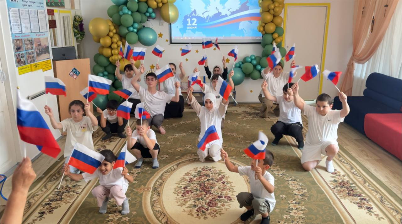 Флешмоб ко Дню России