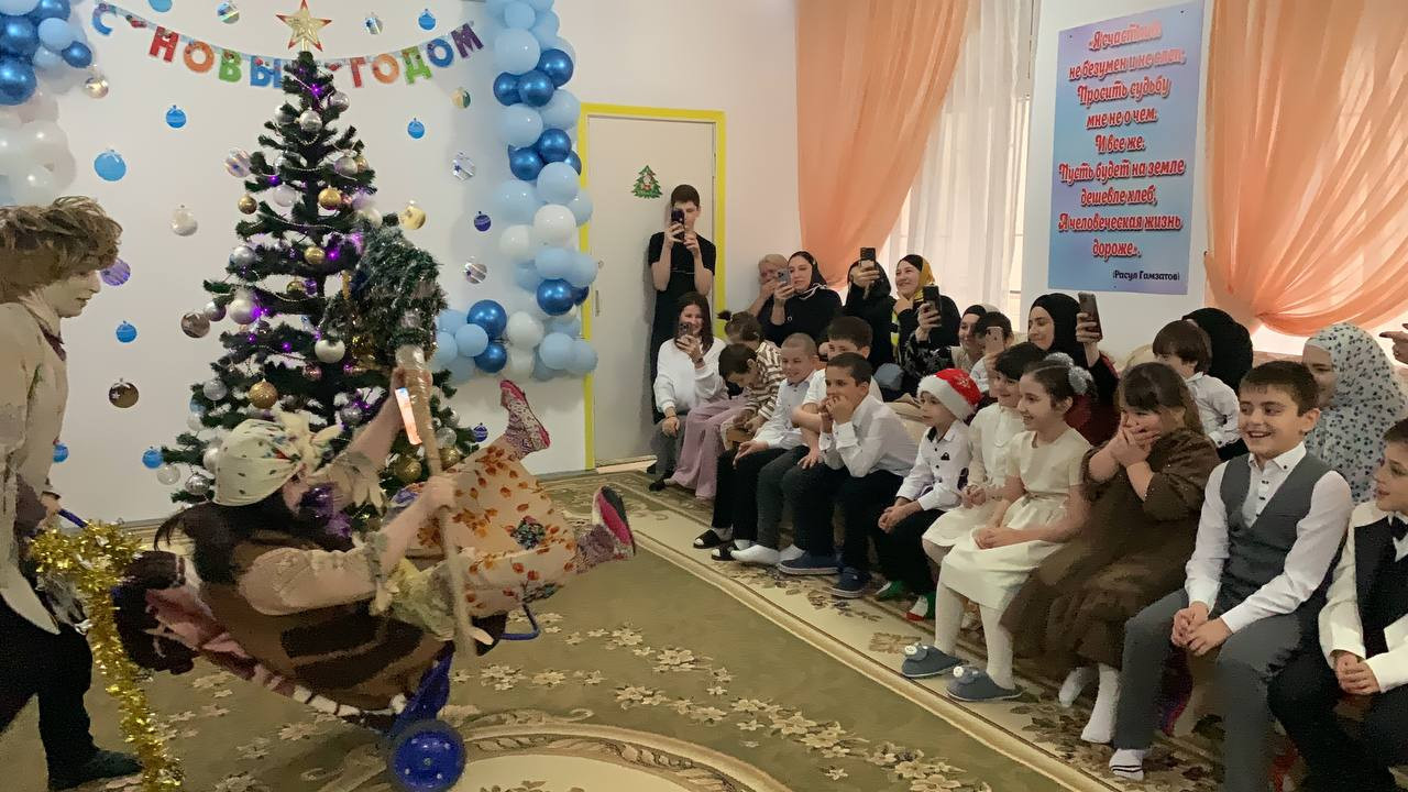 Праздничное мероприятие «Новогодние приключения»